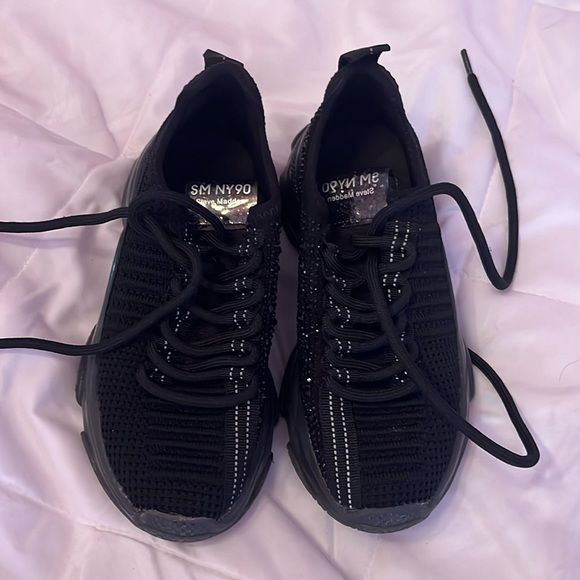 Steve Madden Other - Girls black Steve Madden sneakers size 13